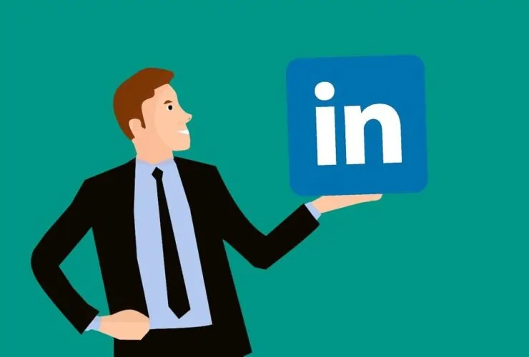 Fundamental Differences Between Facebook and LinkedIn Paid Content