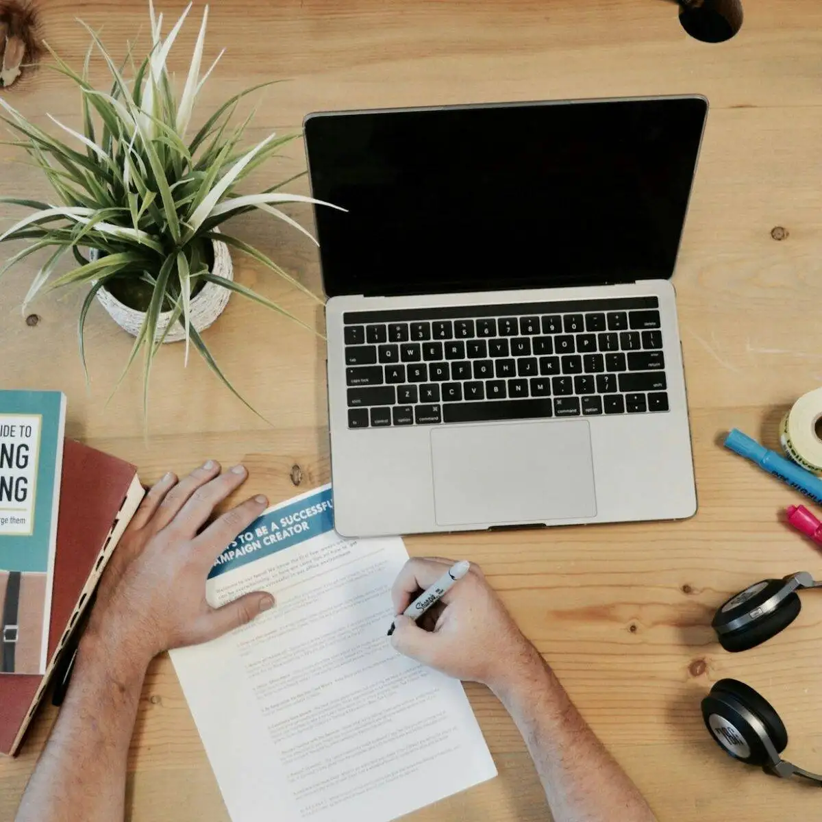 How Much Does It Cost to Outsource Social Media? 2 campaign creators RSc6D7bO0fA unsplash Syte