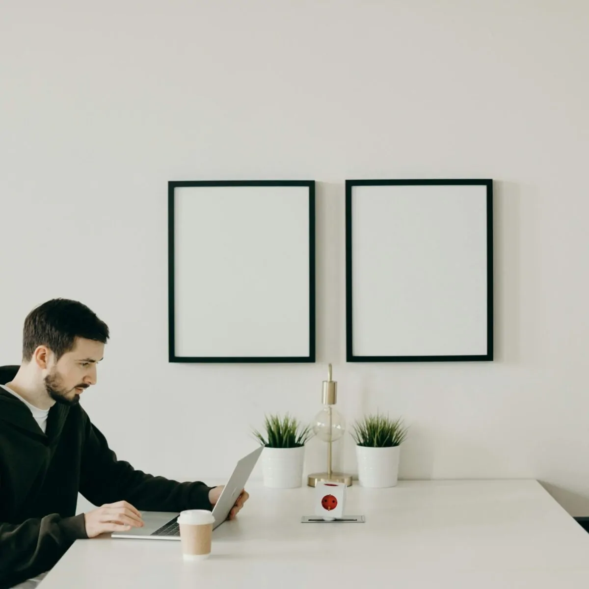 The Complete Guide to Digital Marketing Agency Pricing in 2024 2 pexels cottonbro 4064828 scaled Syte