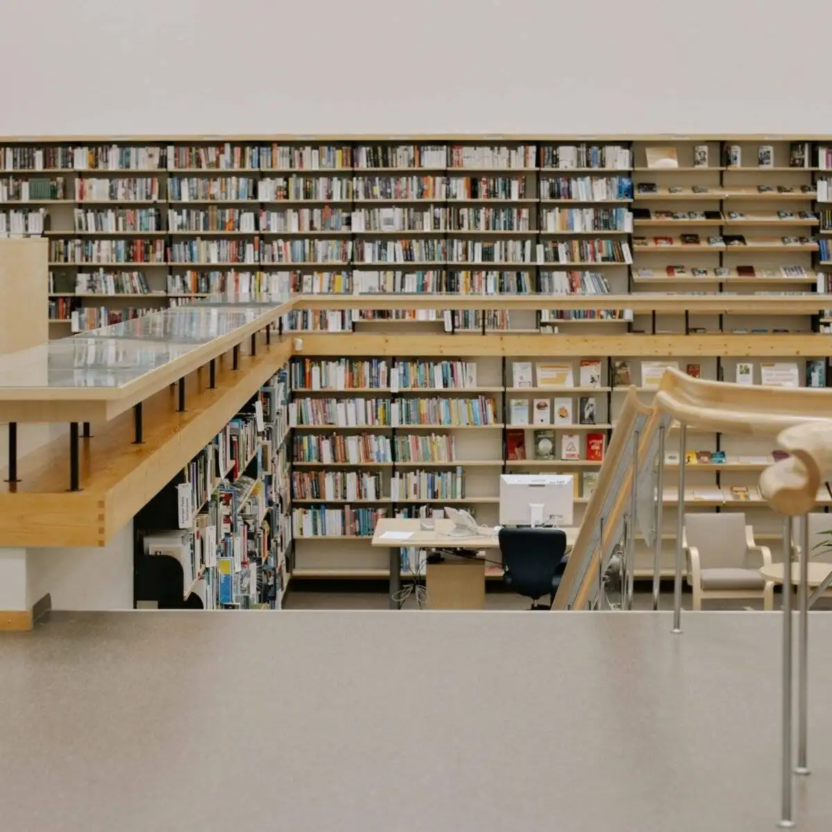 What Is On-Page SEO? Essential Strategies for Optimizing Your Content in 2024 2 a library with books on shelves showing on-page SEO